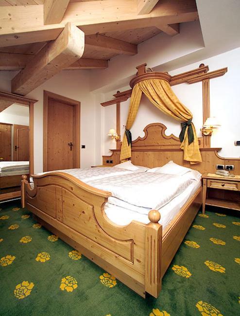 סלבה די ואל גרדנה Hotel Flora חדר תמונה